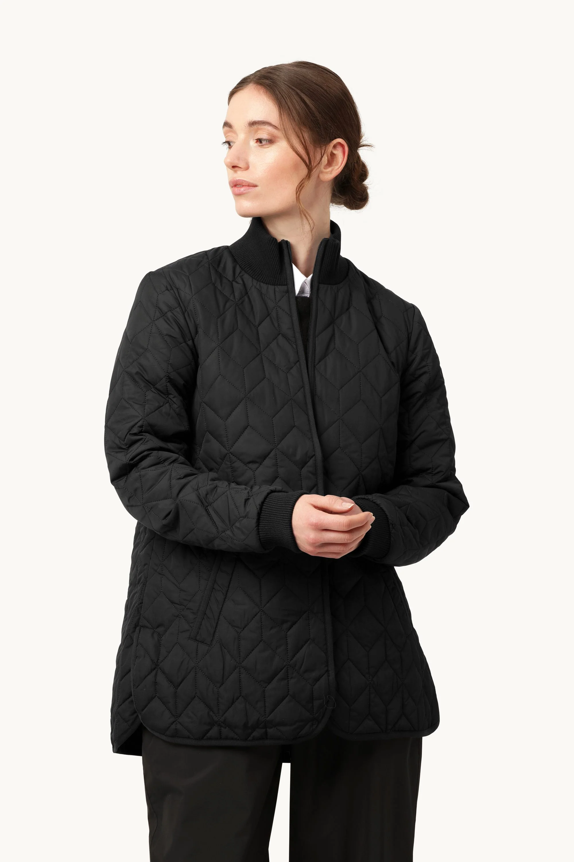 Short Quilt Jacket - Black - Image 3