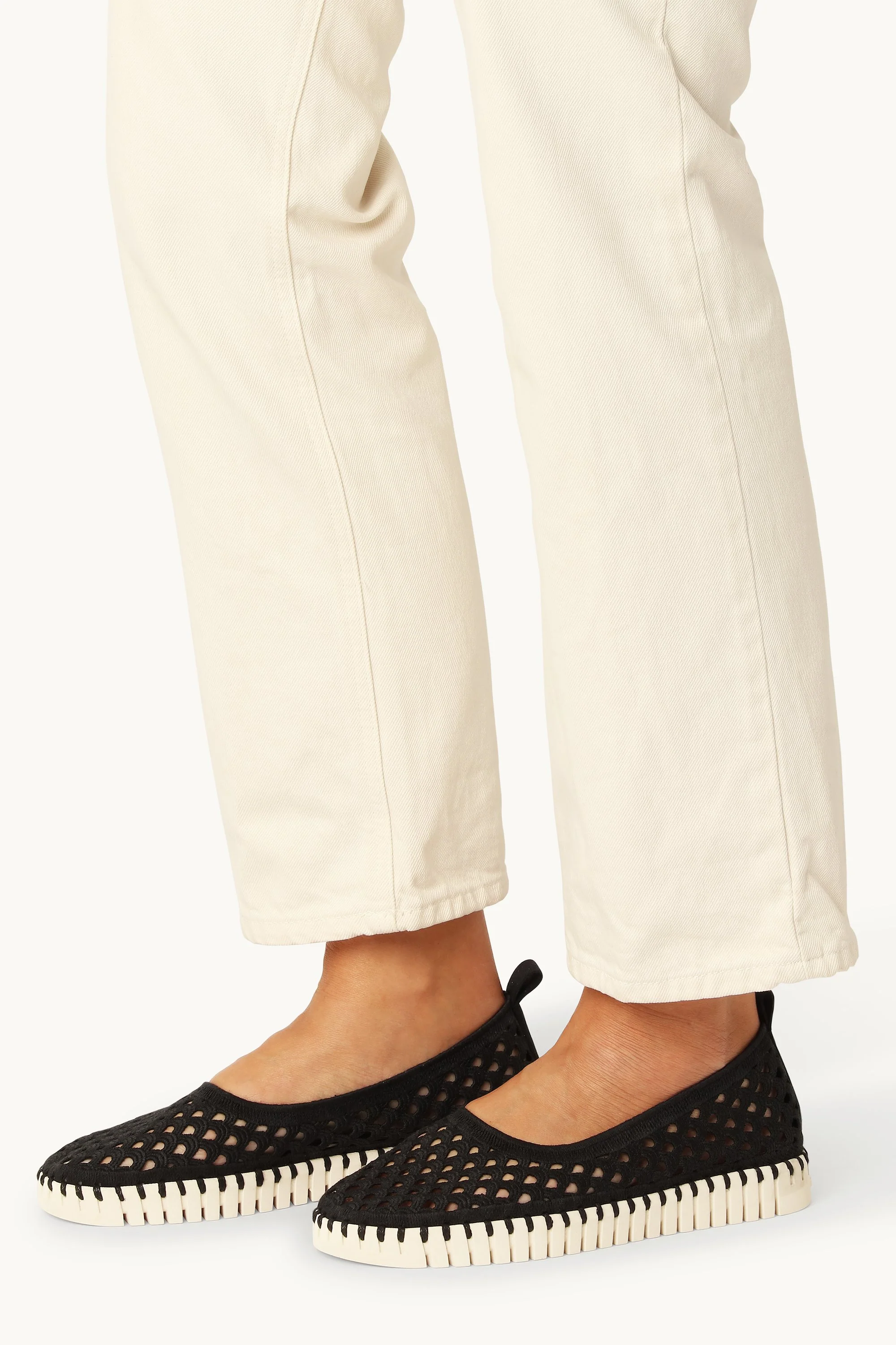Tulip Electric Ballerina - Black Pearled Ivory - Image 8