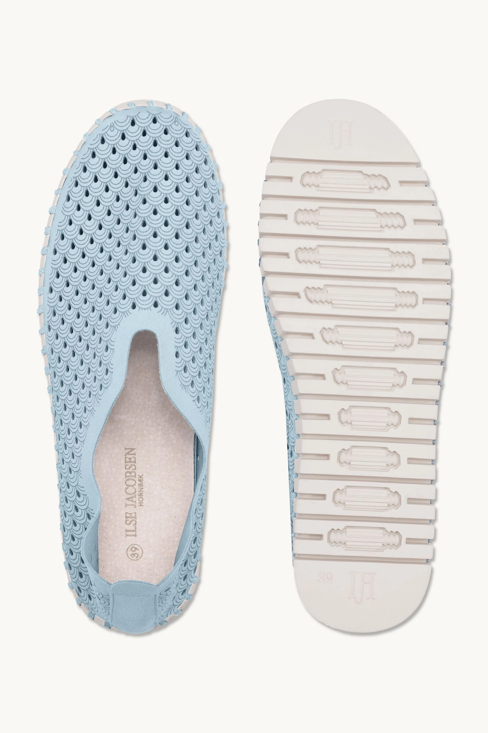 Tulip Flats - Ash Blue - Image 4