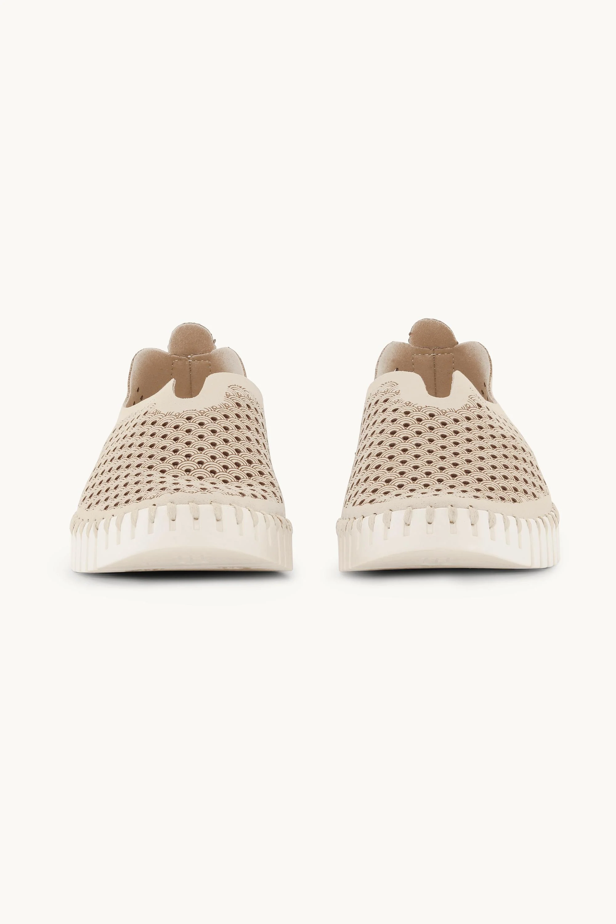 Tulip Flats - Milk Creme - Image 10